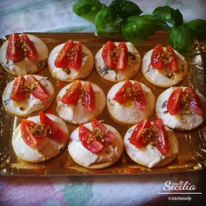 crostini-alla-siciliana-_kitchenelly